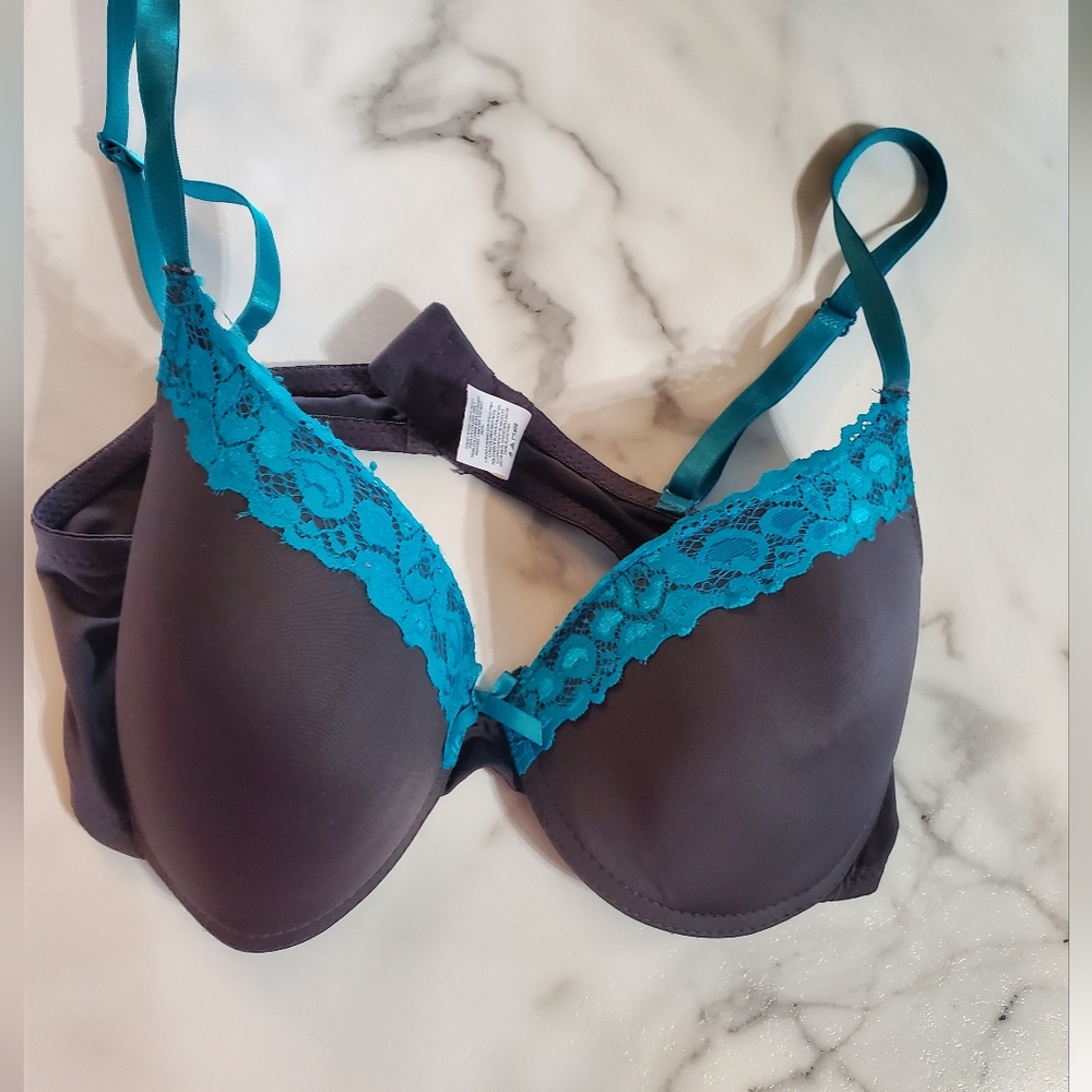Gray Bra with Teal Lace Trim size 38C